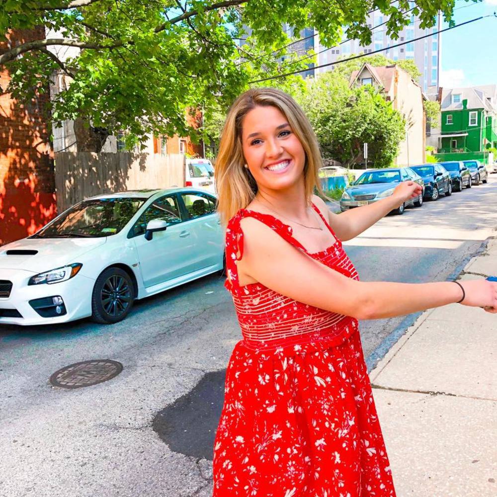 Meet your Posher, Courtney